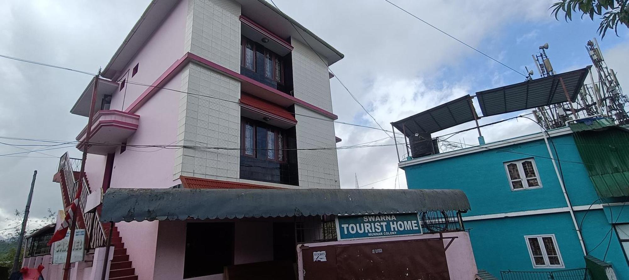 Swarna Tourist Home Munnar Buitenkant foto